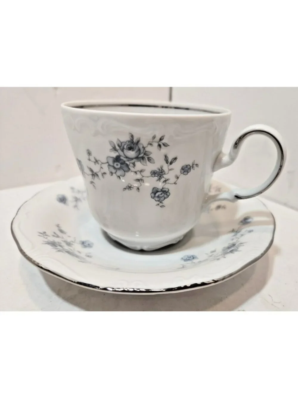 Vtg Johann Haviland Blue Garland Coffee Tea Cup & Saucer Set of 4 Floral